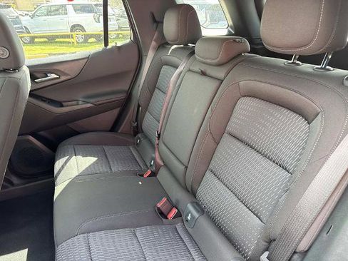 New 2026 Chevrolet Equinox LT image 9