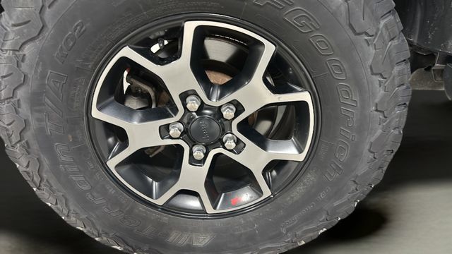 Used 2018 Jeep Wrangler Unlimited Rubicon w/ Steel Bumper Group AWD/4WD image 31