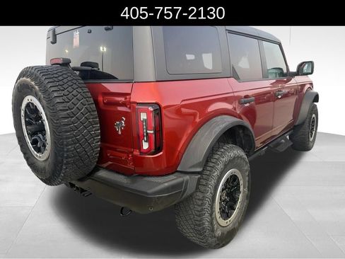 Used 2023 Ford Bronco Badlands w/ Sasquatch Package AWD/4WD image 3