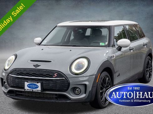 Used 2023 MINI Cooper Clubman S w/ Premium Package image 1