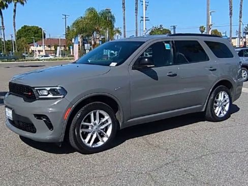 Used 2025 Dodge Durango GT image 4