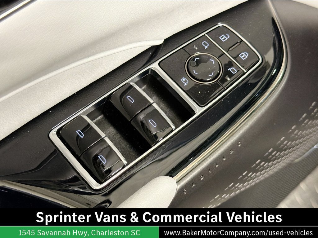 Used 2024 Cadillac Lyriq Sport RWD image 19