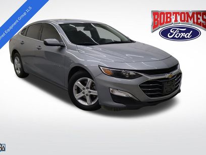 Used 2025 Chevrolet Malibu LS