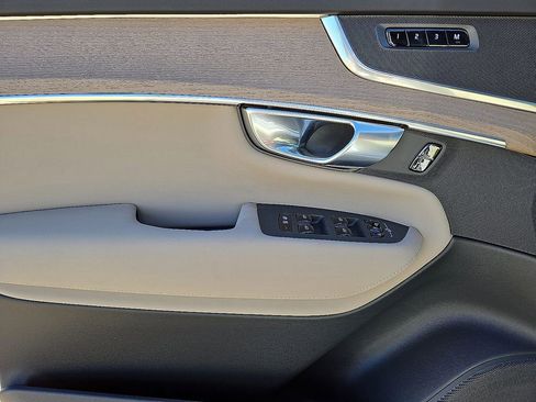 New 2026 Volvo XC90 B5 Core image 20