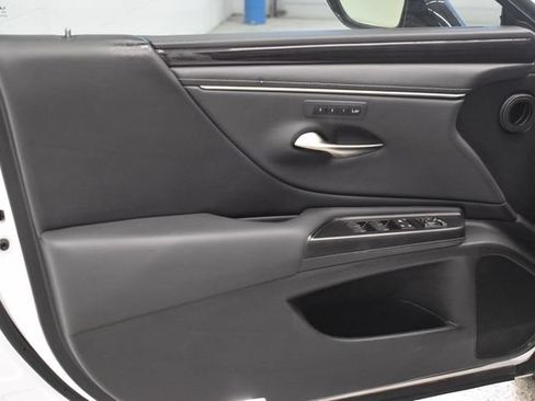 Used 2021 Lexus ES 250 w/ Premium Package AWD/4WD image 20