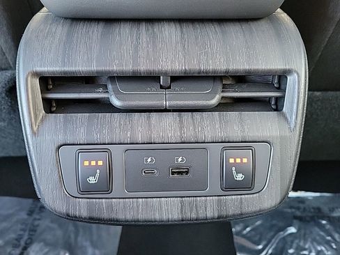 Certified 2023 Nissan Ariya FWD image 19