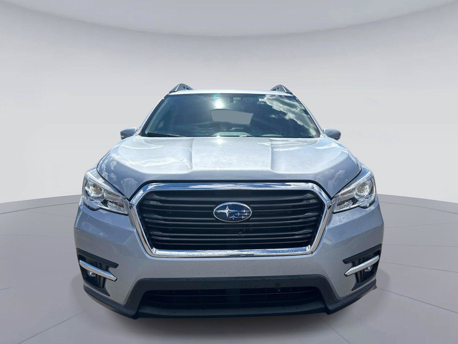 Used 2021 Subaru Ascent Limited w/ Technology Package AWD/4WD image 9