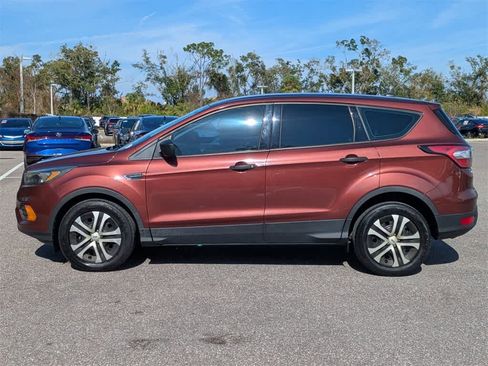 Used 2018 Ford Escape S image 2