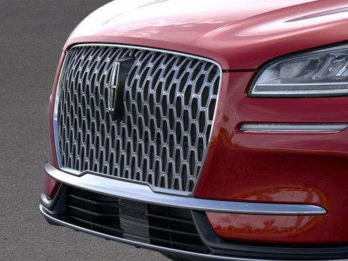 New 2026 Lincoln Corsair Premiere image 17