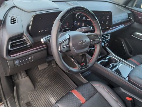 Used 2024 Chevrolet Traverse RS w/ LPO, Floor Liner Package image 10