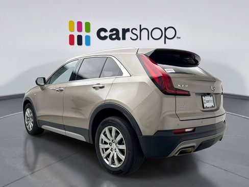 Used 2023 Cadillac XT4 Premium Luxury image 3