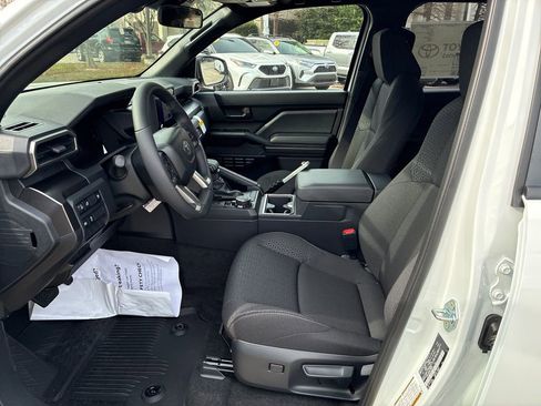 New 2026 Toyota 4Runner SR5 image 15