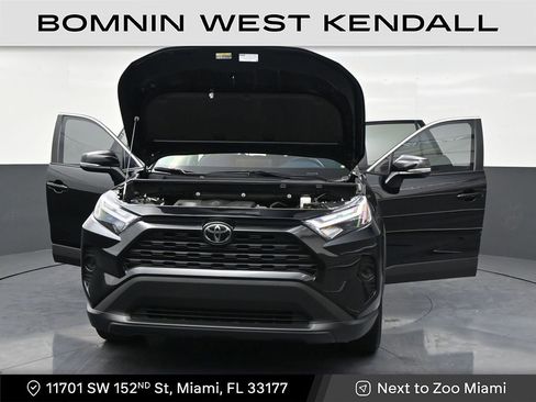 Used 2025 Toyota RAV4 XLE w/ Convenience Package image 34