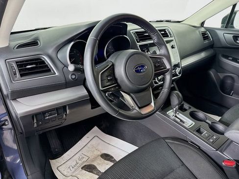 Used 2018 Subaru Outback 2.5i Premium image 9