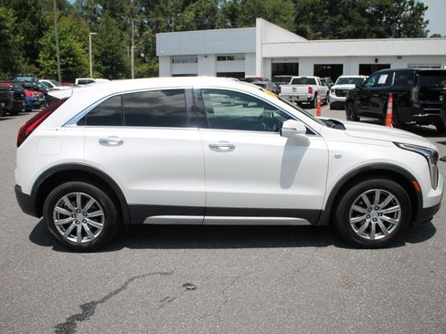 Used 2021 Cadillac XT4 Premium Luxury AWD/4WD image 9
