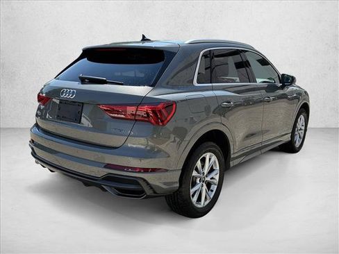 Used 2022 Audi Q3 2.0T Premium Plus AWD/4WD image 5