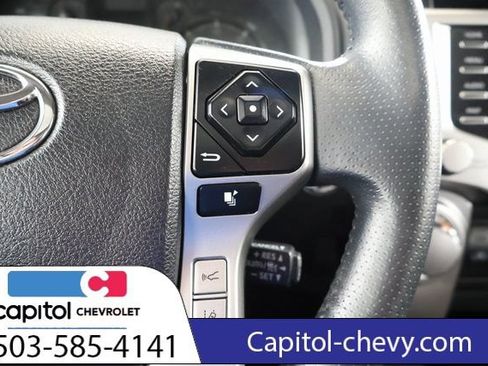 Used 2021 Toyota 4Runner SR5 Premium w/ Moonroof Package AWD/4WD image 21