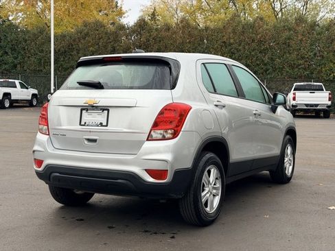 Used 2017 Chevrolet Trax LS image 3