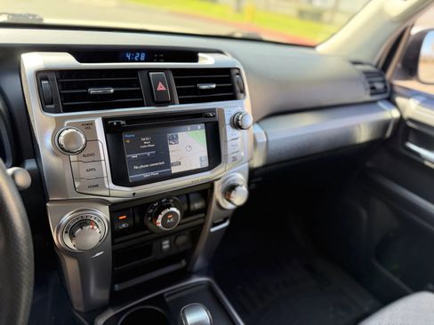 Used 2018 Toyota 4Runner SR5 image 15