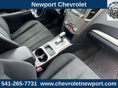 Used 2013 Subaru Outback 2.5i Premium w/ All-Weather Pkg image 17