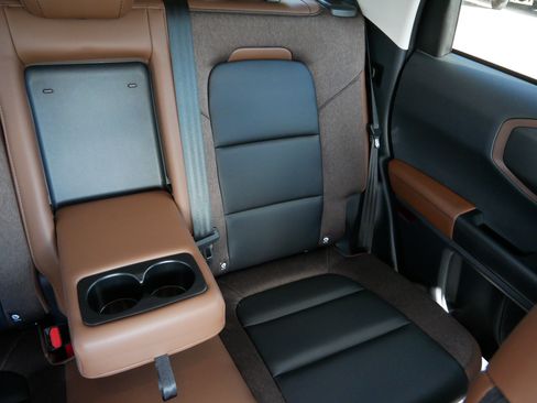Used 2026 Ford Bronco Sport Outer Banks w/ Sasquatch Outer Banks Package AWD/4WD image 14