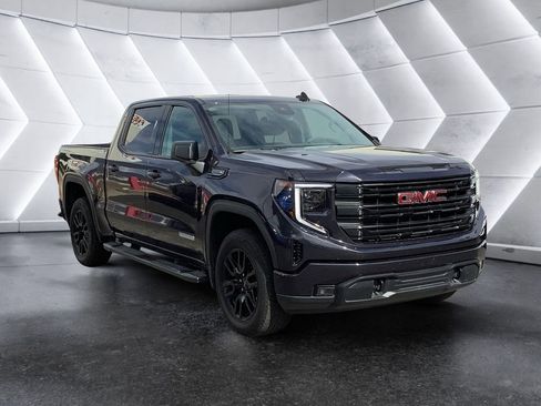 Used 2024 GMC Sierra 1500 Elevation AWD/4WD image 1