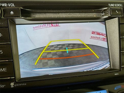 Certified 2018 Toyota RAV4 XLE image 6