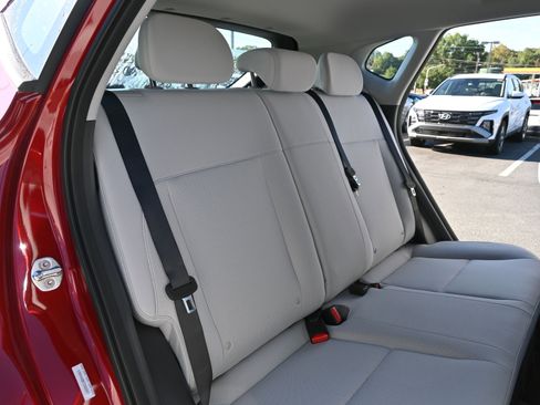 New 2026 Hyundai Kona SE image 27