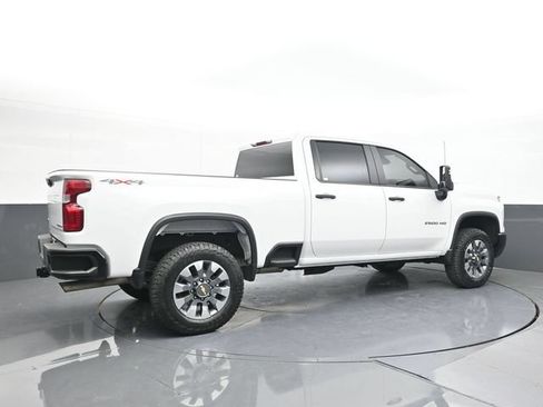 Used 2024 Chevrolet Silverado 2500 Custom w/ Custom Convenience Package AWD/4WD image 15