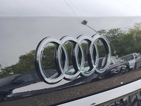 New 2026 Audi Q7 Premium Plus image 17