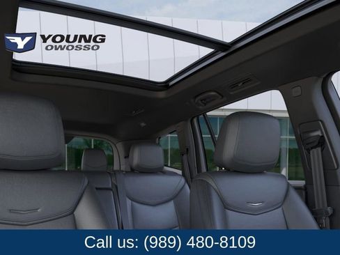 New 2025 Cadillac XT6 Luxury image 25