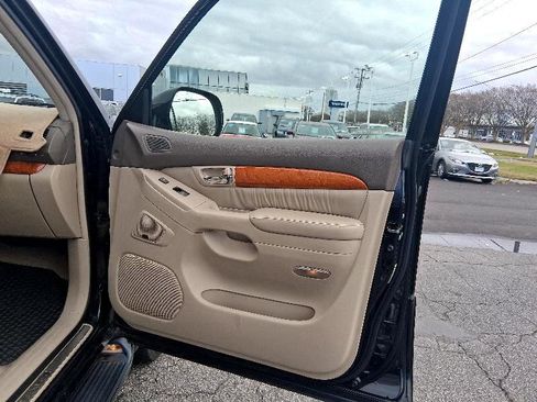 Used 2004 Lexus GX 470 image 17