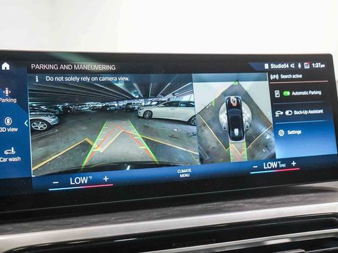 Used 2024 BMW 330e w/ Premium Package image 27