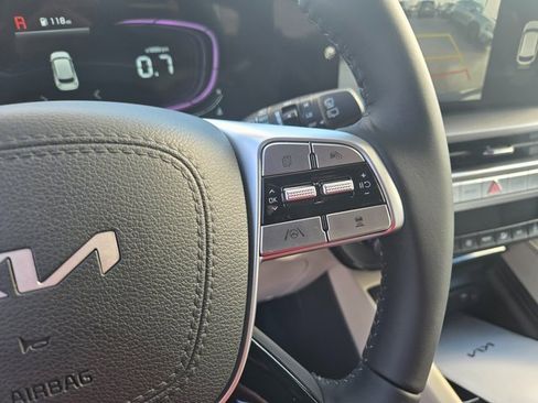 New 2025 Kia Telluride S image 16