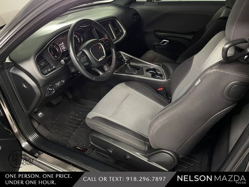 Used 2015 Dodge Challenger R/T w/ Quick Order Package 28B R/T image 16