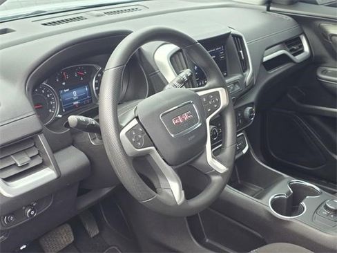 Certified 2024 GMC Terrain SLE image 9
