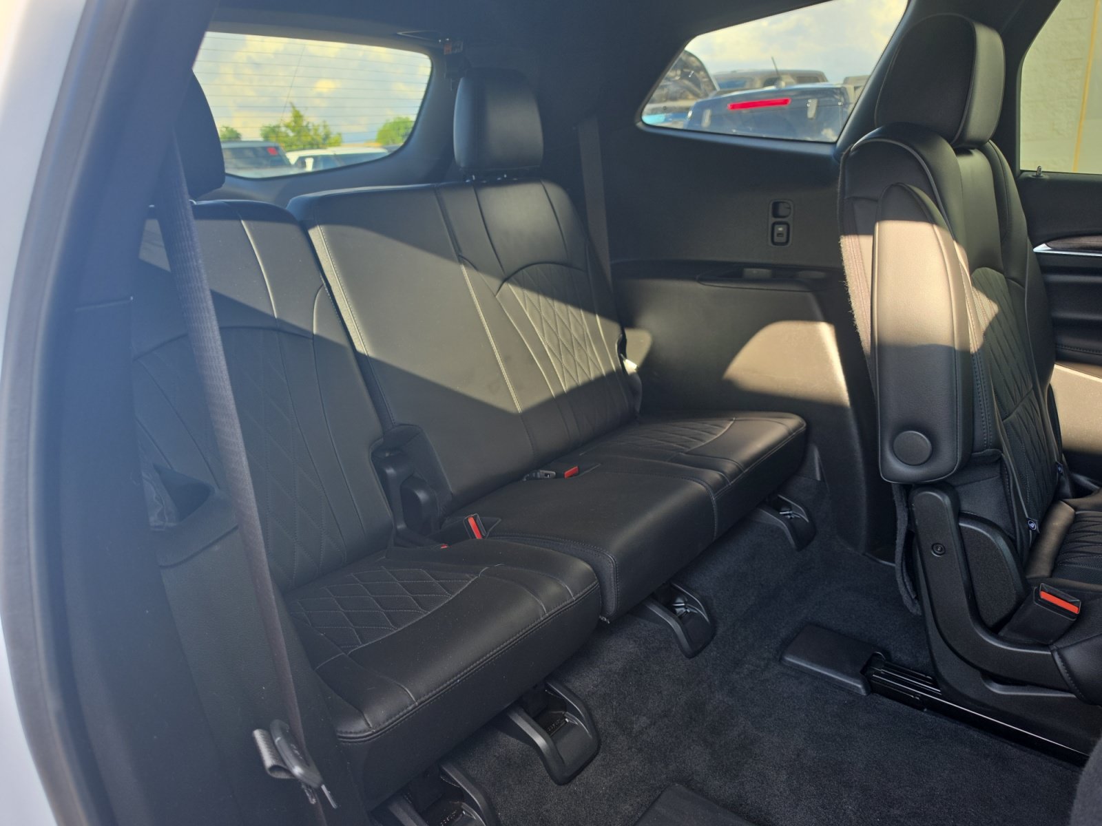 Used 2024 Buick Enclave Avenir w/ Avenir Technology Package FWD image 24