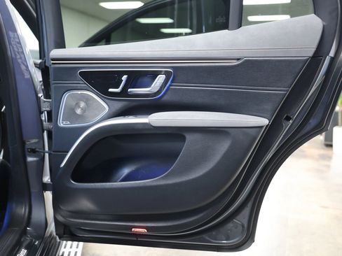 Used 2023 Mercedes-Benz EQS 450+ SUV image 42