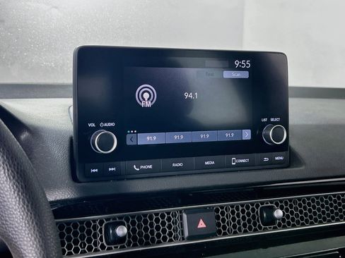 Used 2023 Honda Civic LX image 14