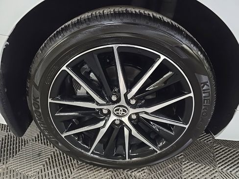 Used 2022 Toyota Camry SE image 13