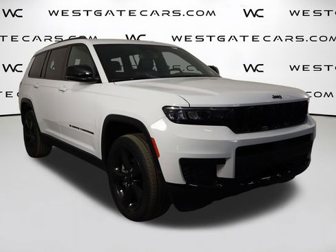 Used 2023 Jeep Grand Cherokee L Laredo image 39