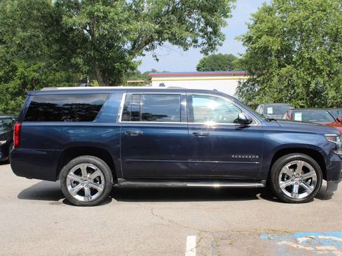 Used 2017 Chevrolet Suburban Premier AWD/4WD image 5