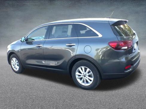 Used 2020 Kia Sorento LX FWD image 17