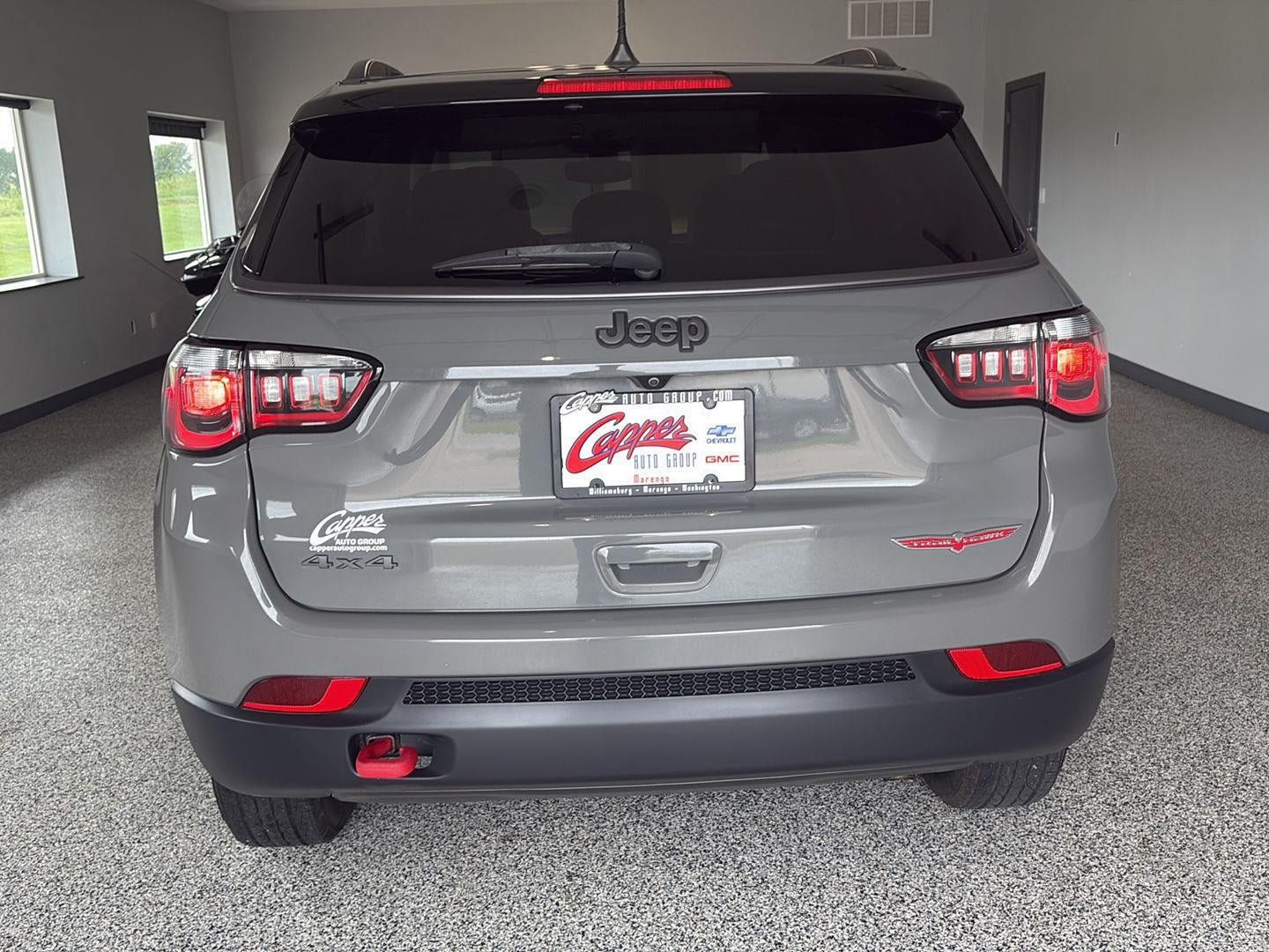 Used 2020 Jeep Compass Trailhawk w/ Cold Weather Group AWD/4WD image 3