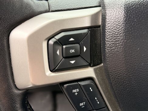 Used 2020 Ford F150 Lariat w/ Equipment Group 502A Luxury AWD/4WD image 14