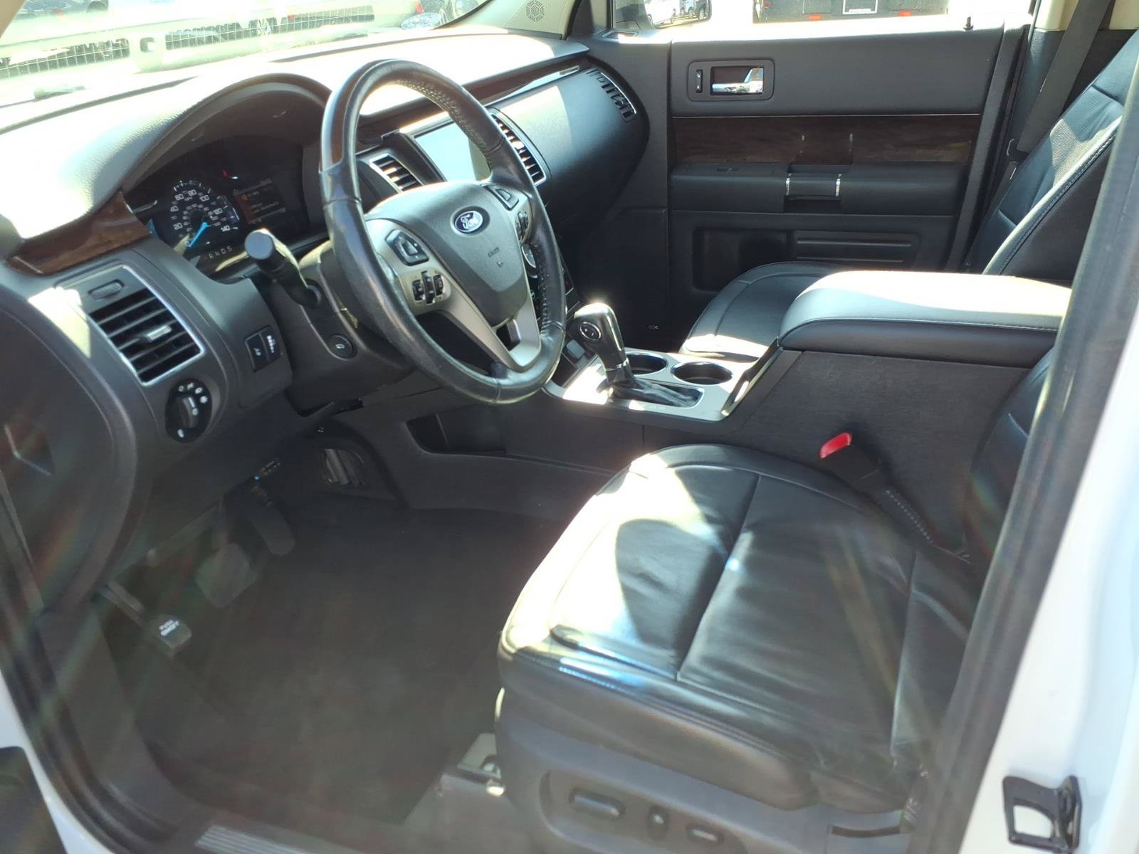 Used 2016 Ford Flex Limited FWD image 11