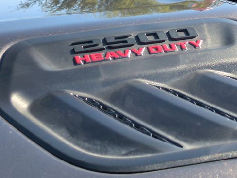 New 2026 RAM 2500 Laramie AWD/4WD image 24