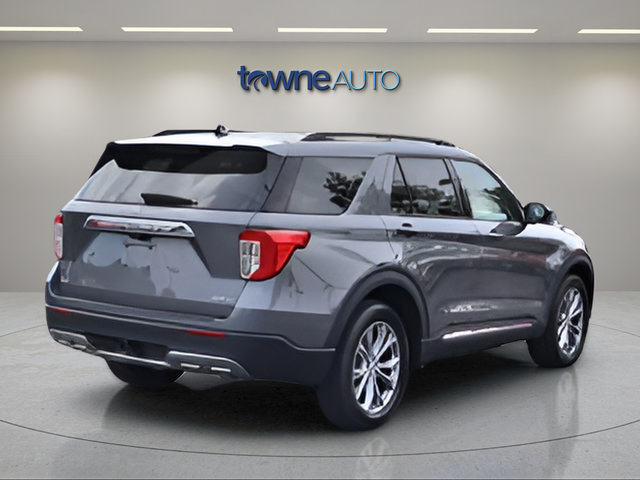 Used 2023 Ford Explorer XLT w/ Equipment Group 202A AWD/4WD image 5