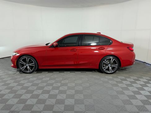 Used 2023 BMW 330i Sedan w/ Premium Package image 2