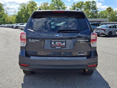 Used 2018 Subaru Forester 2.5i Premium AWD/4WD image 6